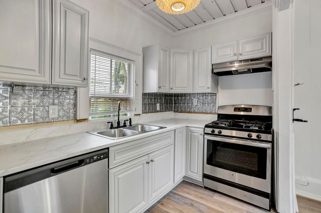 115 Ashley Avenue C, Charleston, SC 29401