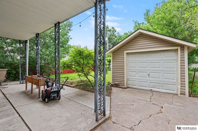 2287 Sheldon Street, Lincoln, NE 68503