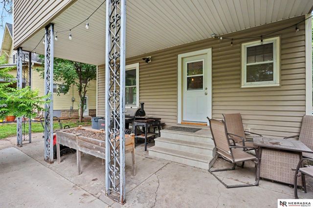 2287 Sheldon Street, Lincoln, NE 68503