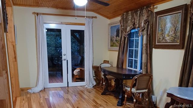 26 Maple Avenue, Kauneonga Lake, NY 12749