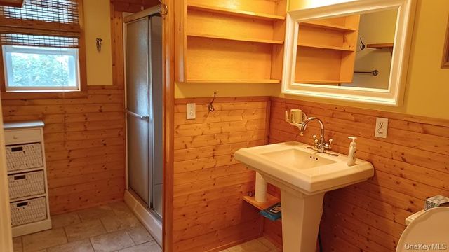 26 Maple Avenue, Kauneonga Lake, NY 12749