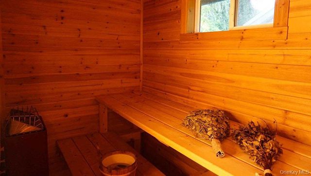 26 Maple Avenue, Kauneonga Lake, NY 12749