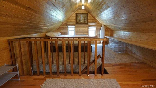 26 Maple Avenue, Kauneonga Lake, NY 12749