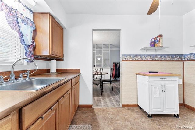 4548 8th Street, Ecorse, MI 48229