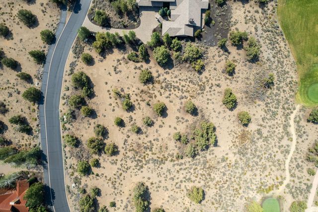 65765 Pronghorn Estates Drive, Bend, OR 97701