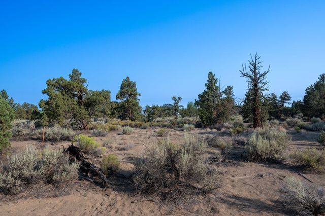65765 Pronghorn Estates Drive, Bend, OR 97701