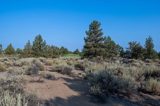 65765 Pronghorn Estates Drive, Bend, OR 97701