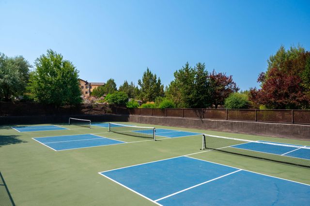 65765 Pronghorn Estates Drive, Bend, OR 97701