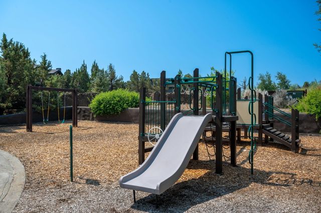 65765 Pronghorn Estates Drive, Bend, OR 97701