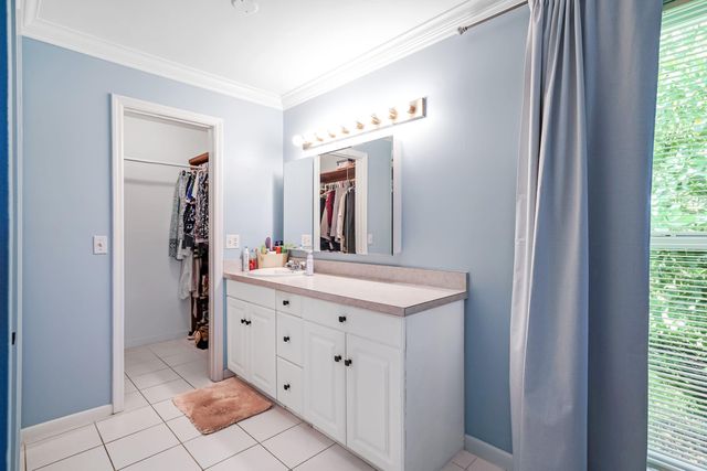 2835 SW 13th Street 201, Delray Beach, FL 33445