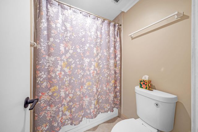 2835 SW 13th Street 201, Delray Beach, FL 33445