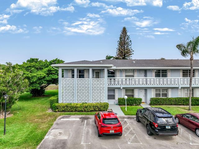 2835 SW 13th Street 201, Delray Beach, FL 33445