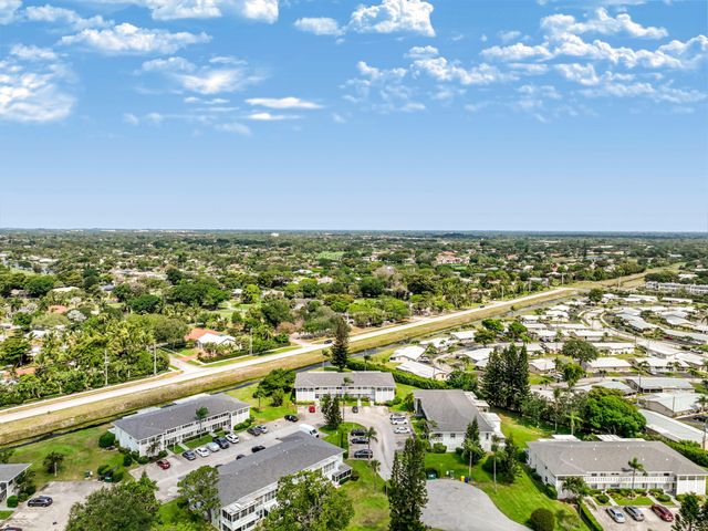 2835 SW 13th Street 201, Delray Beach, FL 33445
