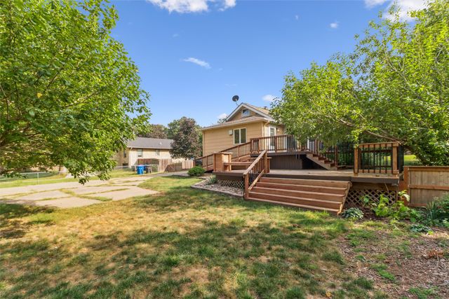 3711 Adams Avenue, Des Moines, IA 50310