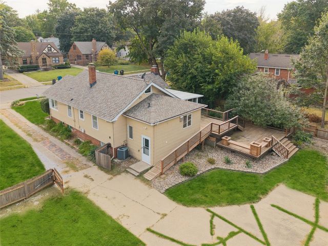 3711 Adams Avenue, Des Moines, IA 50310