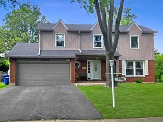 4400 Waubansie Lane, Lisle, IL 60532