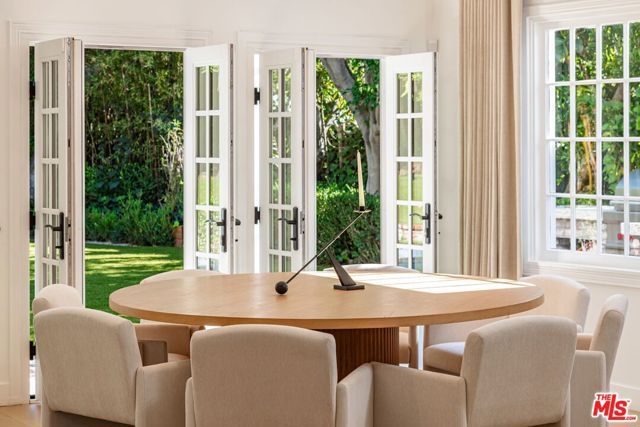 1248 N Wetherly Drive, Los Angeles, CA 90069