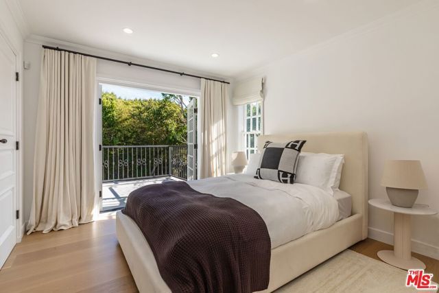 1248 N Wetherly Drive, Los Angeles, CA 90069