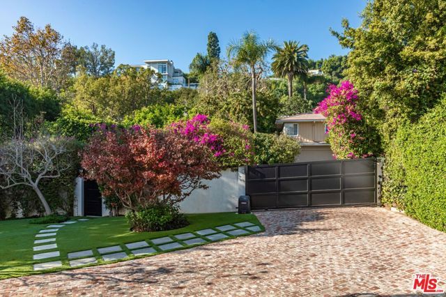 1248 N Wetherly Drive, Los Angeles, CA 90069