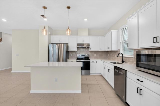 9426 LAMINE WAY, Parrish, FL 34219