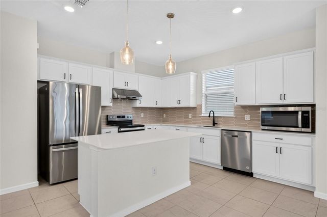 9426 LAMINE WAY, Parrish, FL 34219