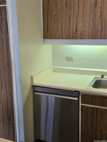 1778 Ala Moana Boulevard 1320, Honolulu, HI 96815