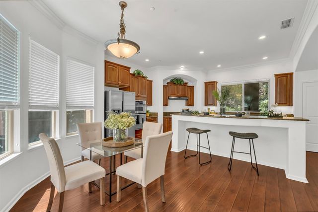 820 Wedge Wood Ct, West Sacramento, CA 95605