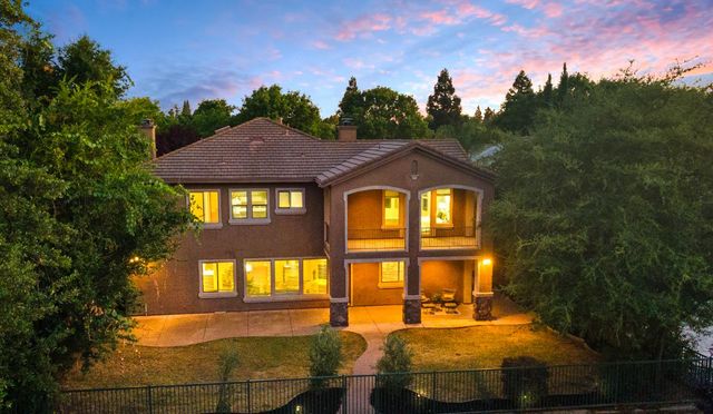 820 Wedge Wood Ct, West Sacramento, CA 95605