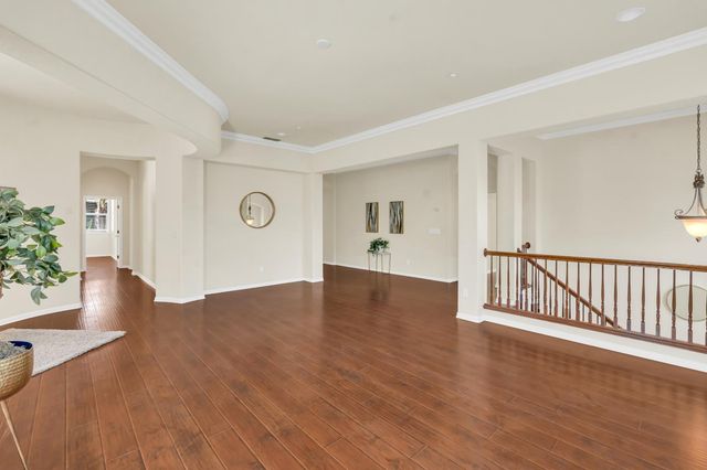 820 Wedge Wood Ct, West Sacramento, CA 95605