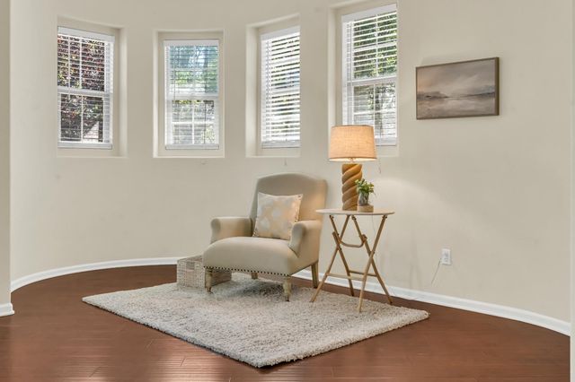 820 Wedge Wood Ct, West Sacramento, CA 95605