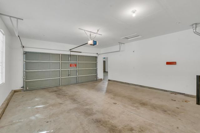 820 Wedge Wood Ct, West Sacramento, CA 95605