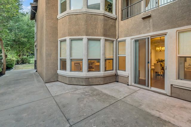 820 Wedge Wood Ct, West Sacramento, CA 95605