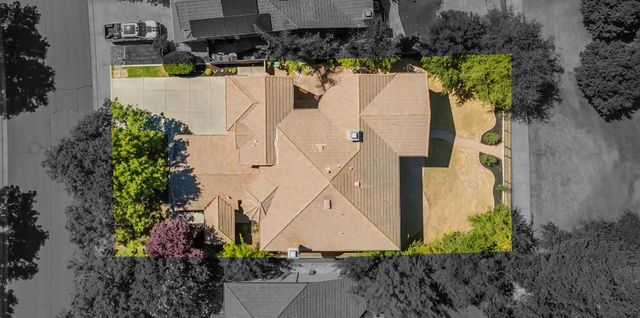 820 Wedge Wood Ct, West Sacramento, CA 95605