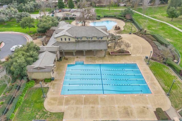 820 Wedge Wood Ct, West Sacramento, CA 95605