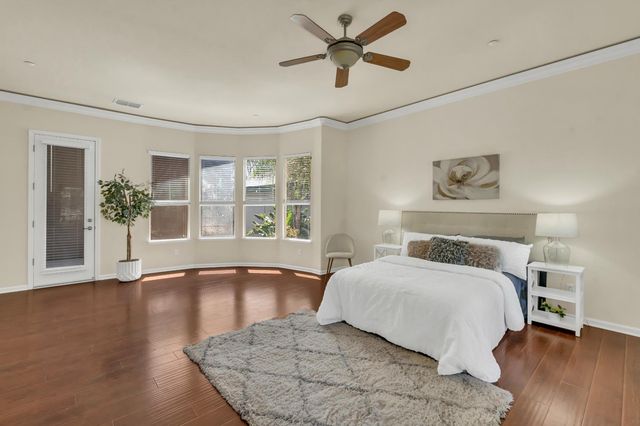 820 Wedge Wood Ct, West Sacramento, CA 95605