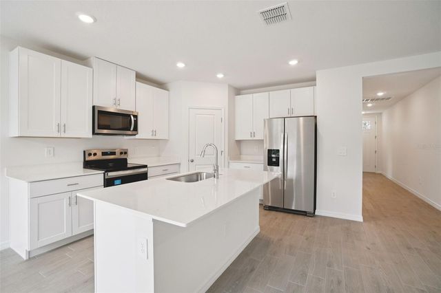 7166 RAY CREEK DRIVE, Brooksville, FL 34601