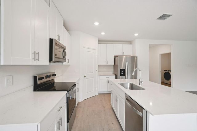 7166 RAY CREEK DRIVE, Brooksville, FL 34601