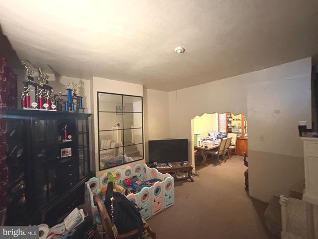 36 E PLEASANT ST, Philadelphia, PA 19119