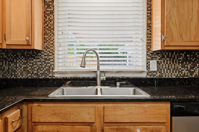 1525 Port Royal Drive, Lexington, KY 40504