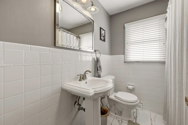 1525 Port Royal Drive, Lexington, KY 40504