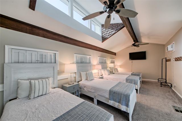 157 Comanche PT, Point Venture, TX 78645