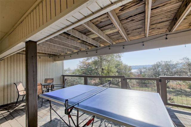 157 Comanche PT, Point Venture, TX 78645