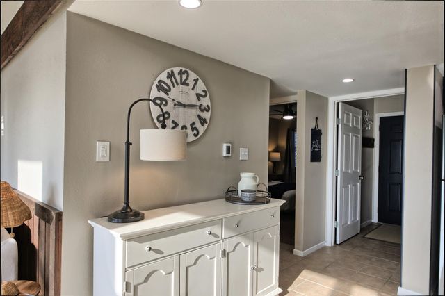 157 Comanche PT, Point Venture, TX 78645