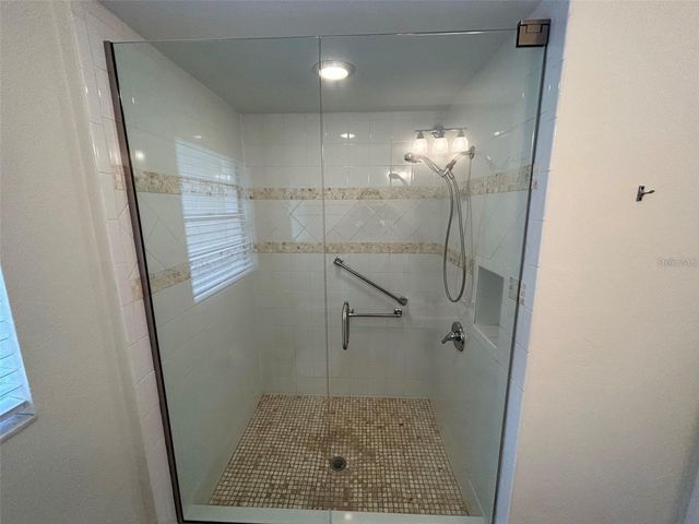 6000 13TH STREET N, St Petersburg, FL 33703