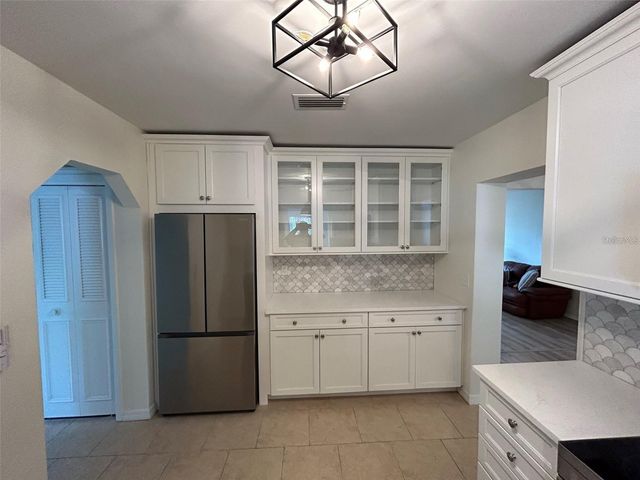 6000 13TH STREET N, St Petersburg, FL 33703