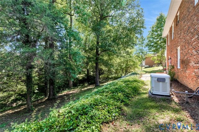 5541 Spoke Ct, Richmond, VA 23234