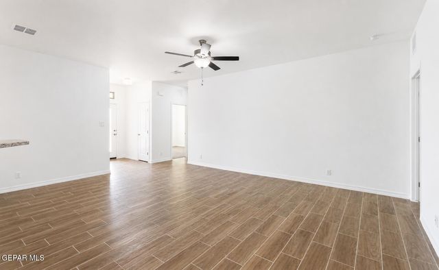 906 BROMYARD, Horizon City, TX 79928