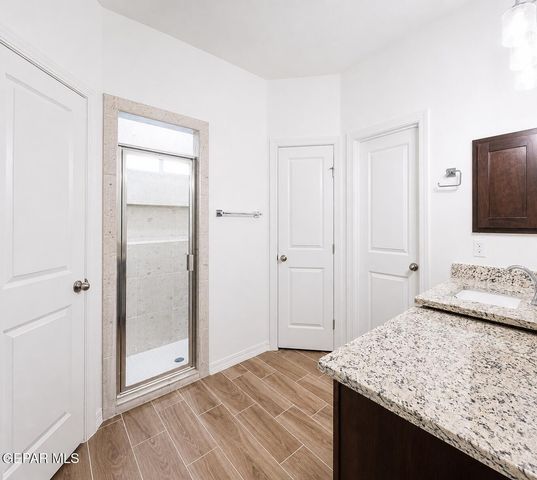 906 BROMYARD, Horizon City, TX 79928