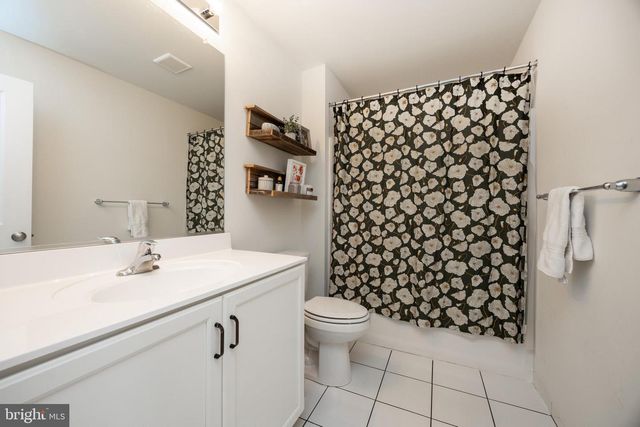 217 KESTREL CT, Kennett Square, PA 19348