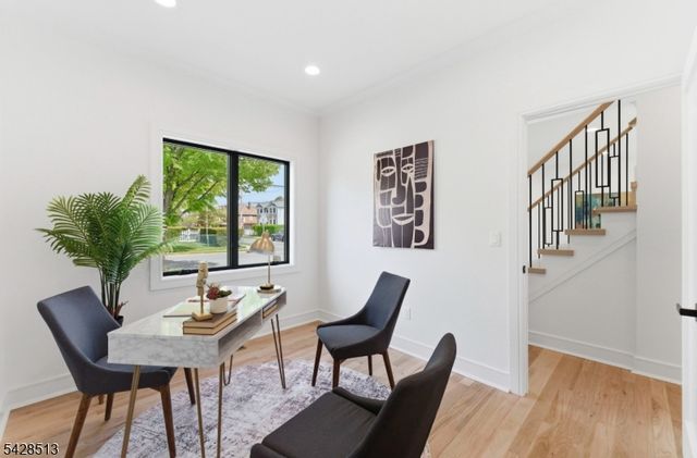 95 Huron Ave, Clifton City, NJ 07013